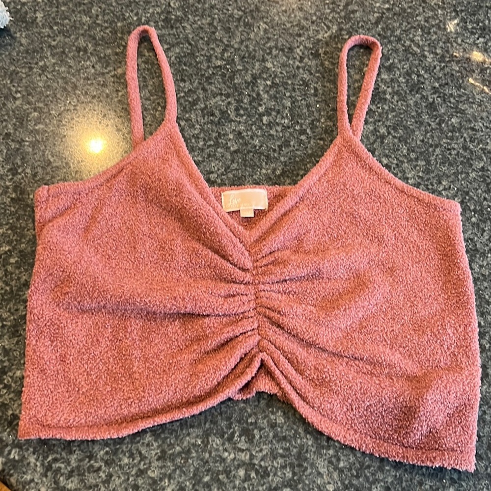 Love Lottie Moss beautiful and soft cropped fuzzy top